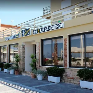 https://hotel-ristorante-il-gabbiano.it-tuscanyhotel.com