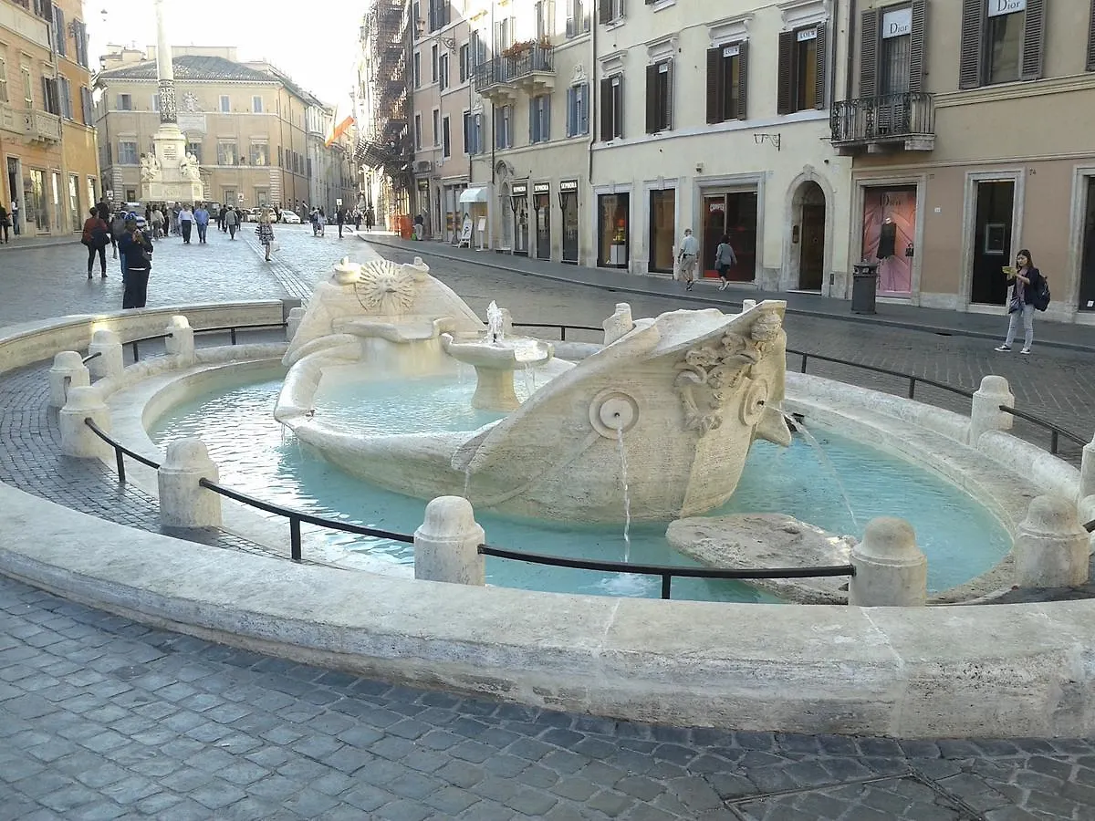 Piazza Di Spagna Just For Us Řím 3*,  Itálie